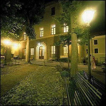 Palazzo Fieschi Szálloda 4*